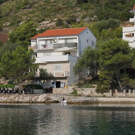 By The Sea Pasadur, Lastovo - 8351 *